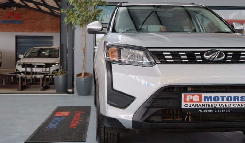 2022 Mahindra XUV 300 1.5D W6 full