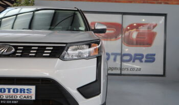 2022 Mahindra XUV 300 1.5D W6 full