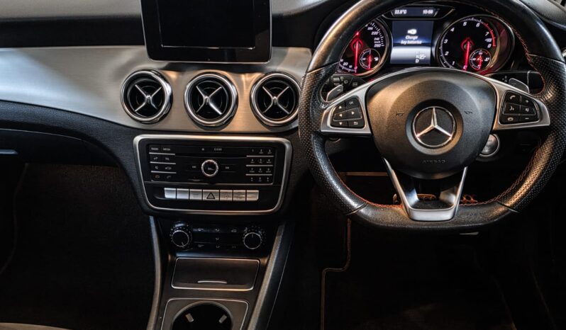 2020 Mercedes-Benz GLA 200 Auto full