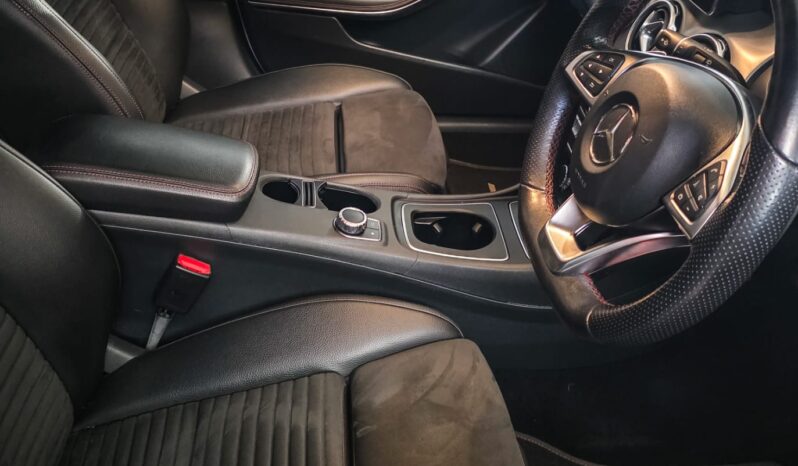 2020 Mercedes-Benz GLA 200 Auto full