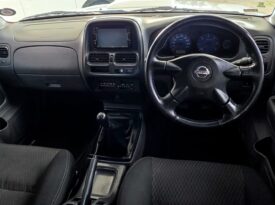 2017 Nissan NP300 2.5 TDi Hi-Rider Double-Cab