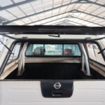 2017 Nissan NP300 Hardbody 2.5TDi Double Cab Hi-Rider — thumbnail 9
