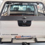 2017 Nissan NP300 Hardbody 2.5TDi Double Cab Hi-Rider — thumbnail 8